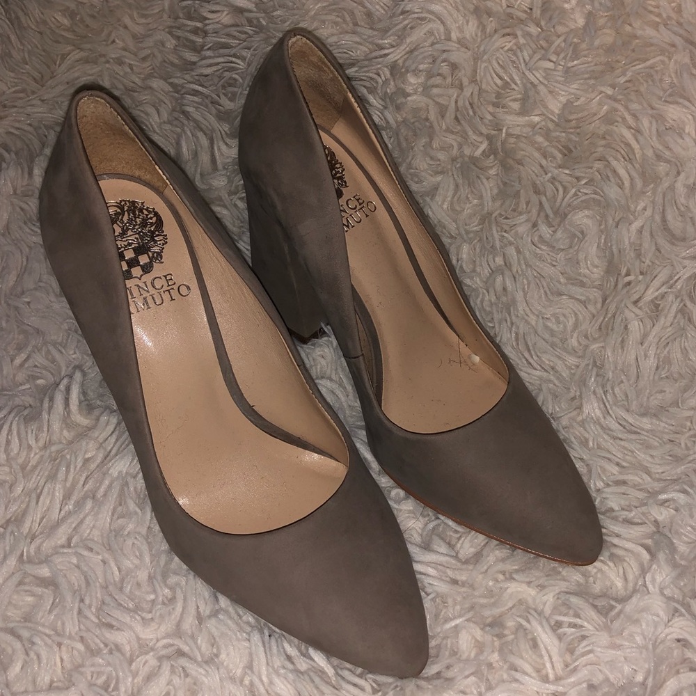 Vince Camuto Talise Pointed Block-Heel Pumps Sz 5